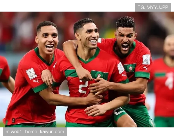 摩洛哥边路进攻体系：阿什拉夫与马兹拉维的翼卫作用分析